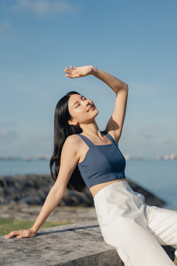 Katya Basic Top in French Blue